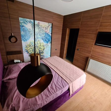 Hotel Zeleni Vir Ni Eksteriør bilde