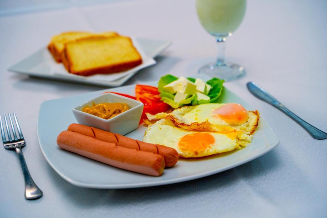 Hotel Zeleni Vir Ni Eksteriør bilde