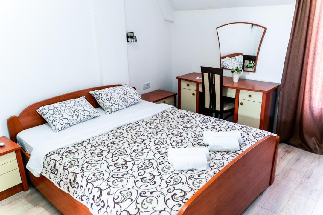 Hotel Zeleni Vir Ni Eksteriør bilde