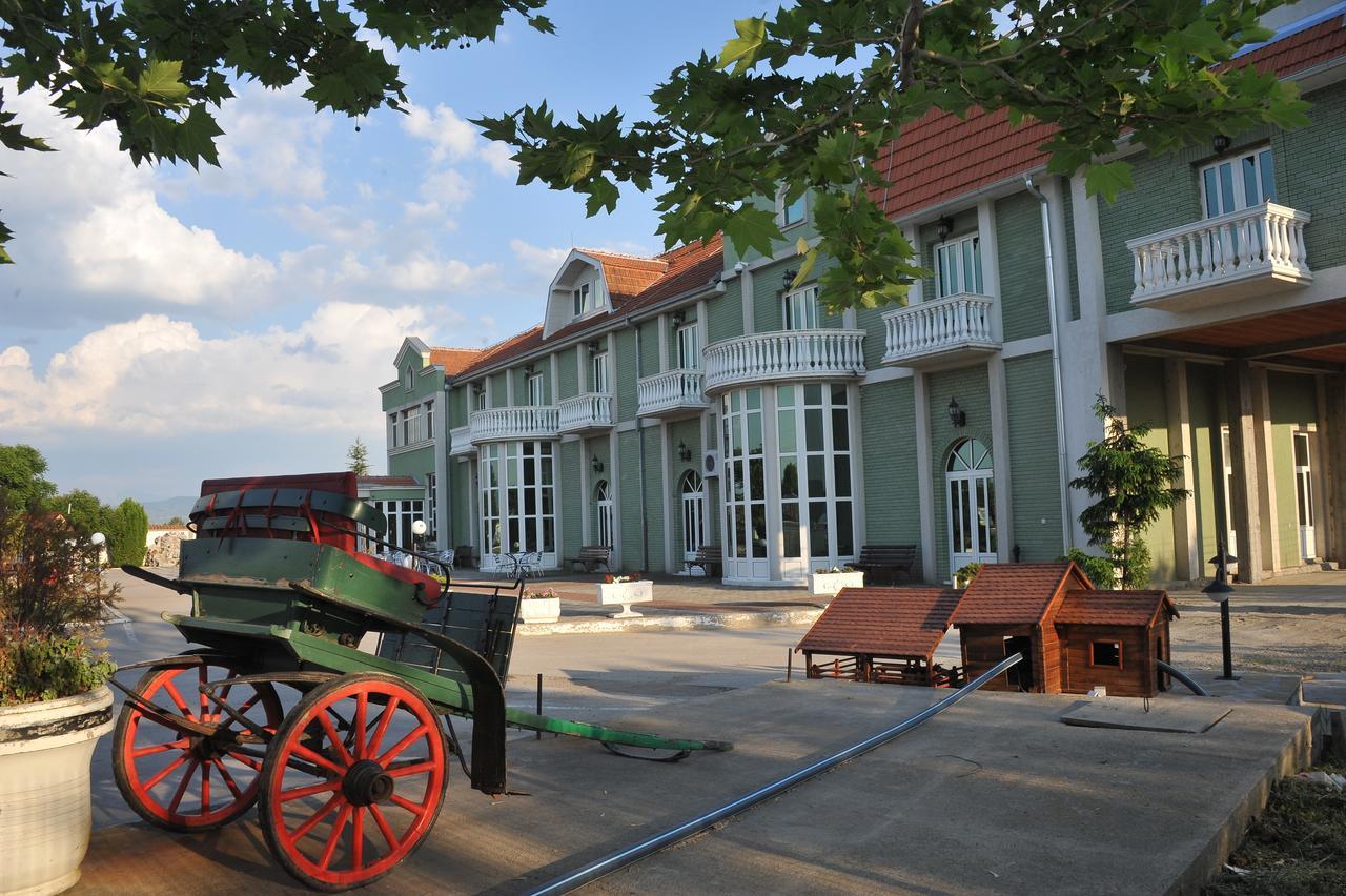 Hotel Zeleni Vir Ni Eksteriør bilde